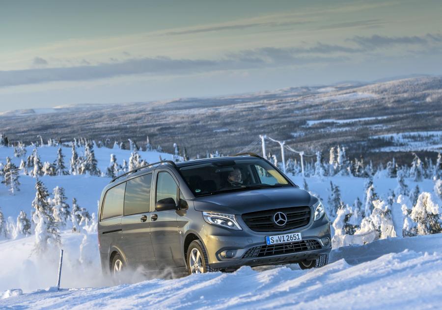  Mercedes-Benz Vito Mixto 4x4 2015 года  (фото 3 из 4)